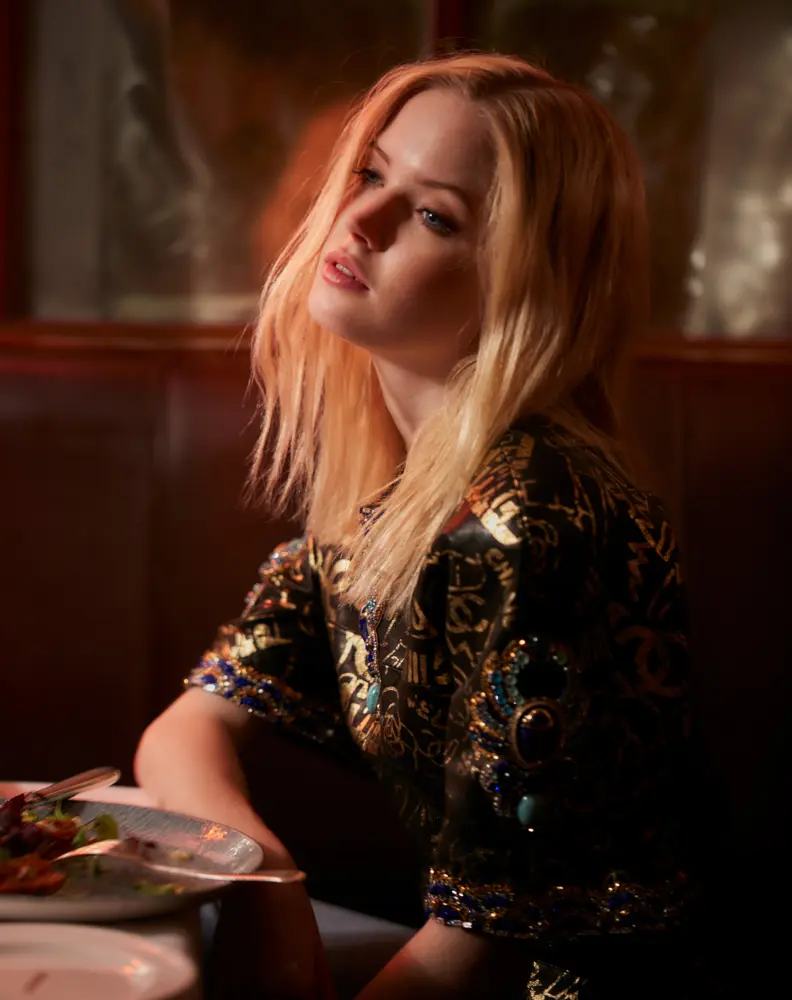 Ellie Bamber