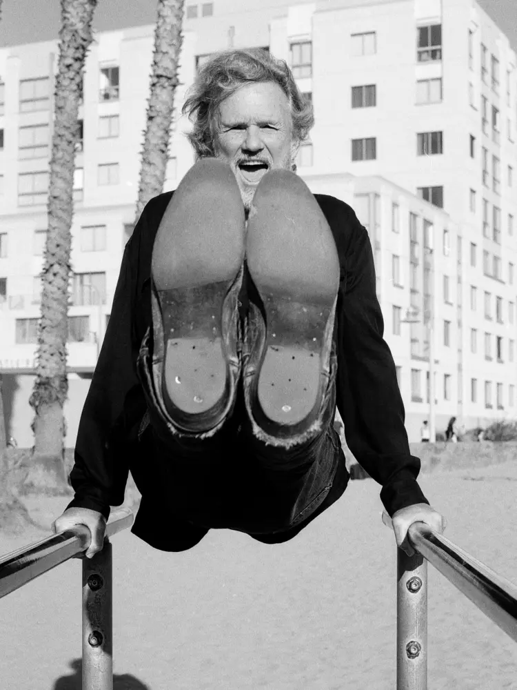 Kris_Kristofferson_2021scan_BW_02_13