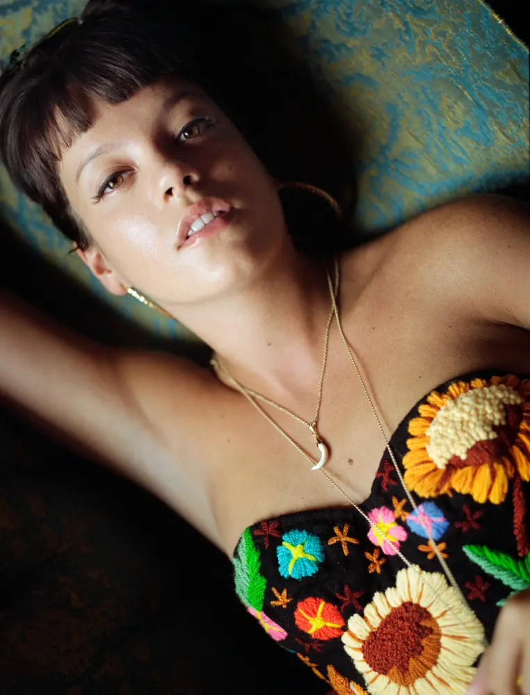 Lily_Allen_2021scan_41_17