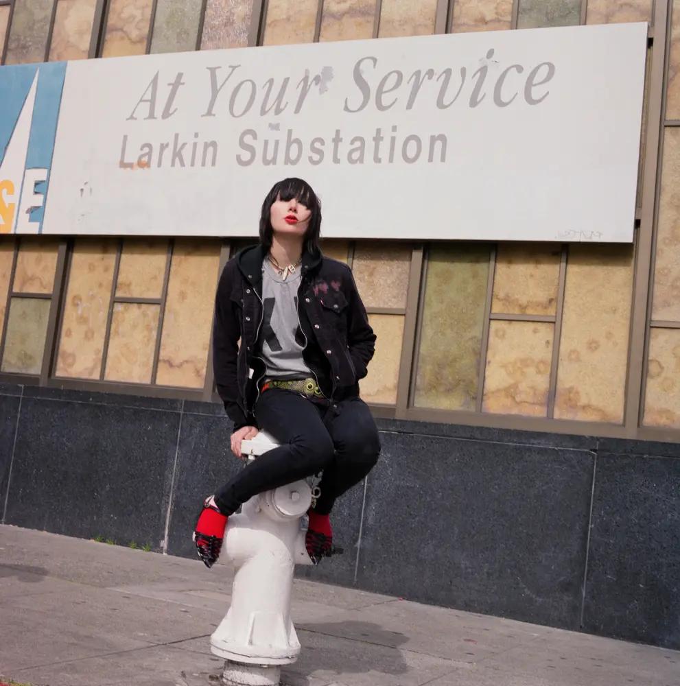 Yeah_Yeah_Yeahs_05_18